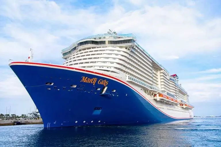 vaccine requirements on Carnival