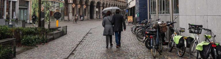 Couple exploring a European city on a custom itinerary